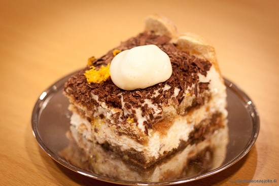 Tiramisu appelsiinivaahdolla